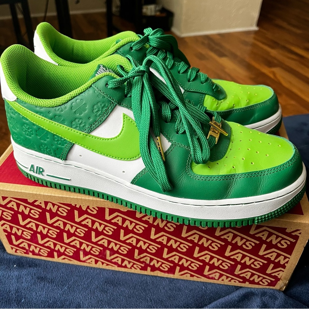 Nike Air Force 1 (St. Patrick’s Day Edition) 🍀